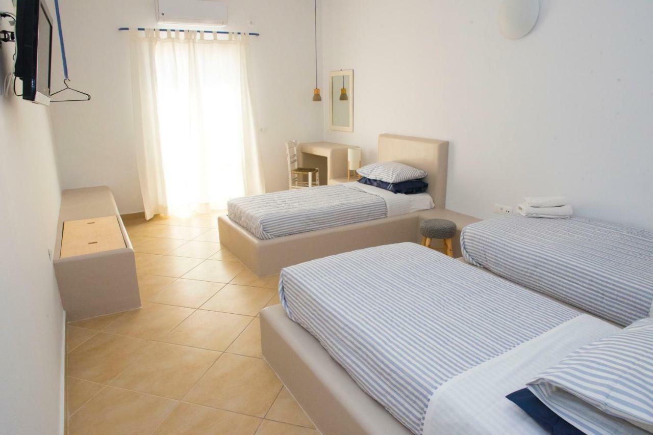 Ino Hotel Kamari  Ngoại thất bức ảnh